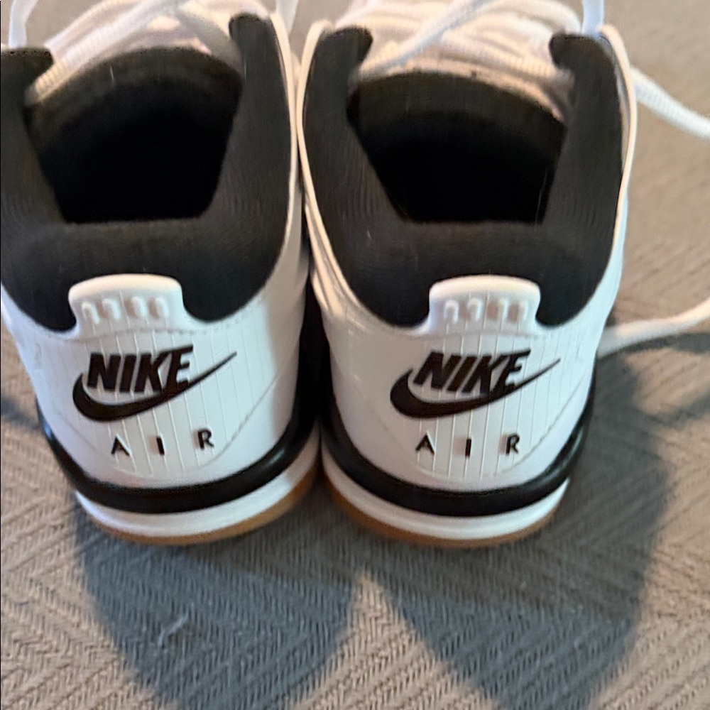 Nike Kids White and Black Low-Top Air Sneakers with Gum Sole